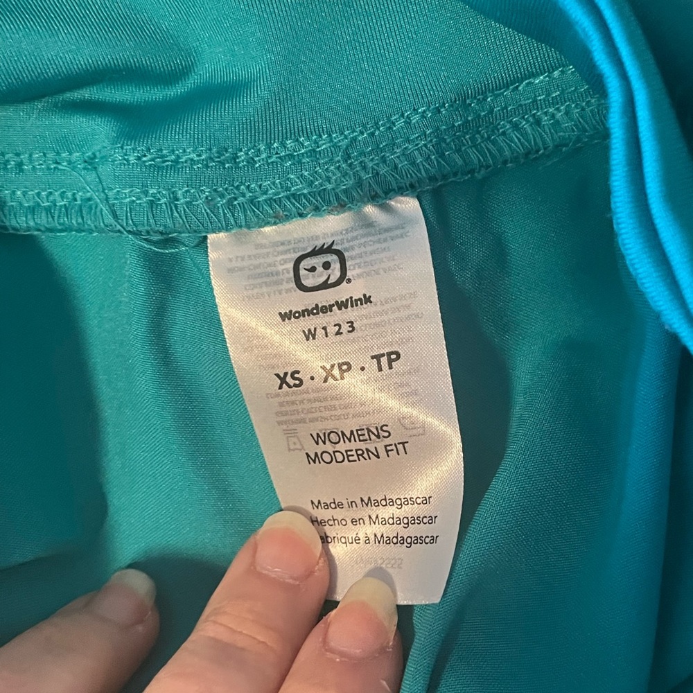Wonder wink Jogger scrub pants